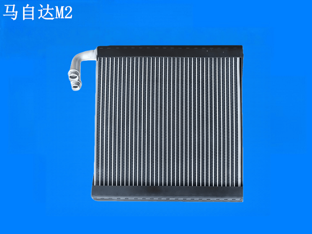 马自达M2